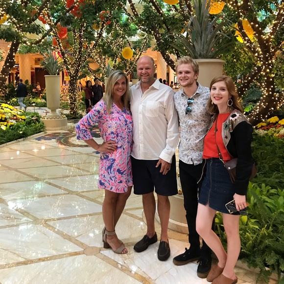 Meet your Posher, Tracy - Picture 2 of 3